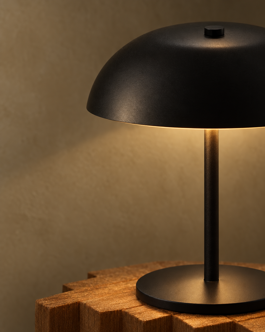 Nuvo Cordless Table Lamp — Matte black — detail